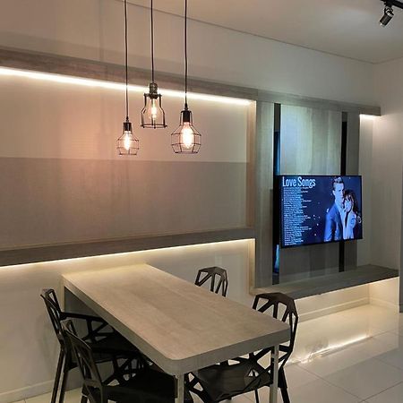 Summer Suites Klcc 1Bedroom With Twin Queen Bed Apartment Kuala Lumpur Exterior foto